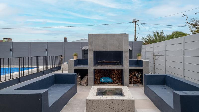 3 Bedroom Property for Sale in Glenlilly Western Cape
